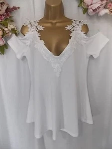 MADE IN CHINA(48011)WHITE STRAPPY CAMISOLE HOLIDAY TOP,LACE DETAIL.SIZE XL/42" - Picture 1 of 10