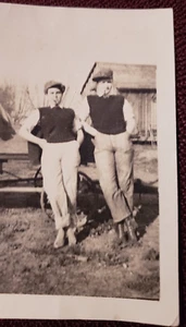 Girls Dressed As Boys Smoking 1920's Old Photo Pearl and June - Picture 1 of 2