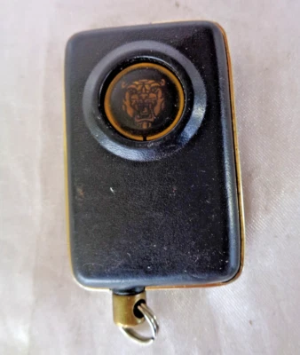JAGUAR XJS XJ6 KEYLESS ENTRY REMOTE FOB DBC100852 NOT FOR USA 418 MHZ - Image 1 of 4