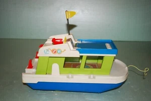 VINTAGE FISHER PRICE LITTLE PEOPLE PLAY FAMILY #985 HOUSEBOAT ONLY - Picture 1 of 9