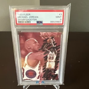 MICHAEL JORDAN 1993 FLEER SHARPSHOOTER #3 PSA 9 COME NUOVO LASTRA NUOVA - Foto 1 di 3