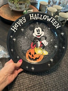 Disney Pottery Barn Plate Mickey Mouse Halloween Peanuts holiday party school ! - Picture 1 of 17