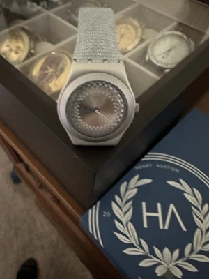 Vintage Swatch Irony CRYSTAL CURTAIN YLS1024 Women's Watch - Image 1 of 4