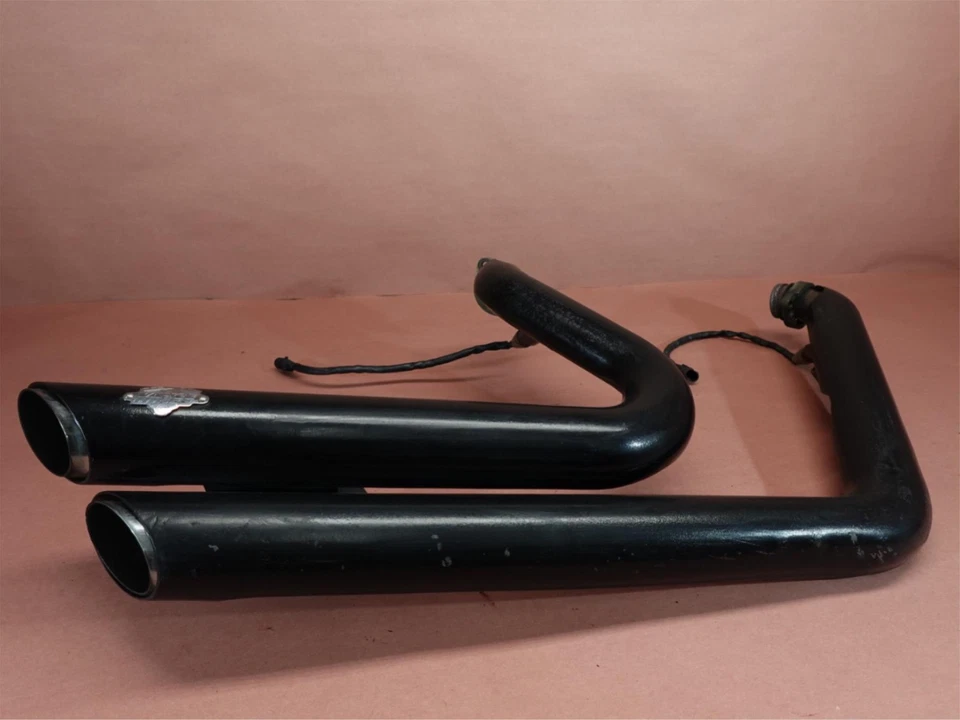 2007 - 2011 Harley Davidson Dyna Street Bob FXDB Vance & Hines 短枪排气 — 第 1/4 张图片