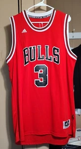 Rotes Adidas Trikot Dwyane Wade Chicago Bulls XXL - Bild 1 von 3