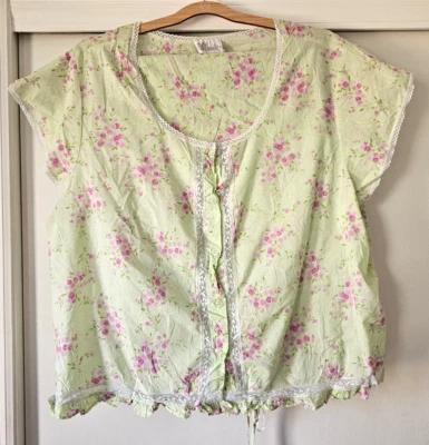 Conjunto de pijama de encaje manga corta floral verde primavera personaje vintage. Talla 3X Foto 1 de 4