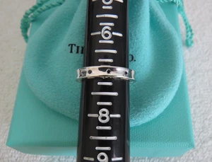 TIFFANY & CO STERLING 1837 BLUE SAPPHIRE SIZE 7 STACKING RING NEW W/BOX ETC!!!!! - Picture 1 of 3