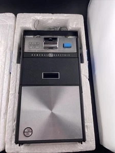 GE Cassette Tape Recorder Player • Model M8400F • Vintage • Black • New-Looking - Picture 1 of 8
