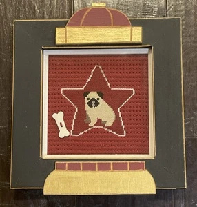 Mops Hund Welpe Porträt Kreuzstich Holzrahmen Wanddekor 8,5” x 8,5” - Bild 1 von 4