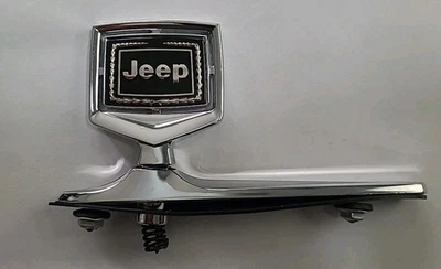 Jeep Grand Wagoneer Hood Ornament Part 8955008363 - Image 1 of 4