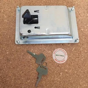 YN21C01258P LATCH ASSY,side door lock WITH 2 KEYS K250 FITS SK235SR SK200SR - Picture 1 of 12