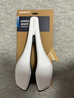 Sillín blanco GINAT Giant Approach nuevo Foto 1 de 4