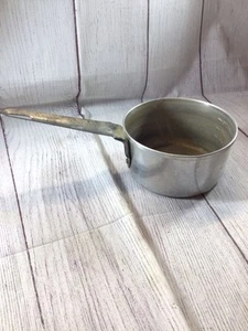 Sartén para salsa vintage de aluminio de 2 tazas con verter - Imagen 1 de 12