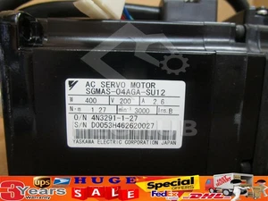 Servomotor Yaskawa CA SGMAS-04AGA-SU12 400W 200V 2.6A 3000min Nuevo - Imagen 1 de 8