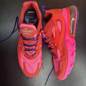 Nike Air Max 270 React AT6174-6000 Pink Mystic Red Womens Size 9.5 - Picture 1 of 8