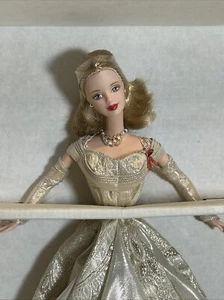 1998 BARBIE 50th GOLDEN ANNIVERSARY FOR TOYS 'R US MINT NRFB #06327 OF 25,000 - Picture 1 of 11