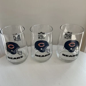 NFL Chicago Bears Football Drinking Glasses Lot of 3 Mobil Oil Vintage 1980s - Picture 1 of 9