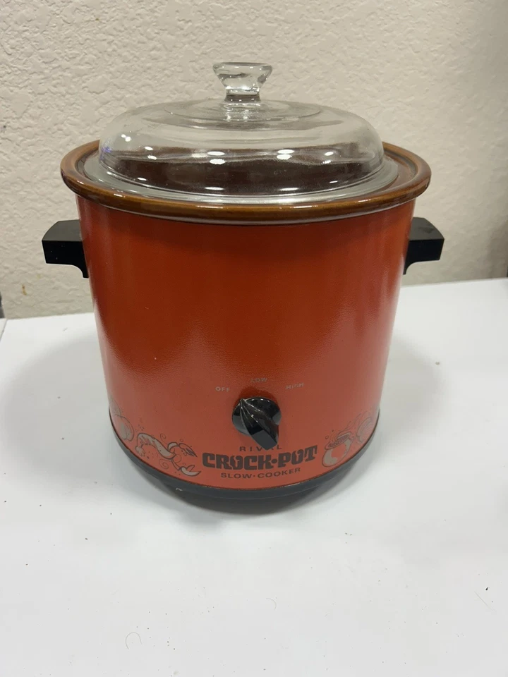 Vintage Rival Crock Pot Slow Cooker Flame Orange Model 3100/2 3.5 Quart Mint - Image 1 of 4