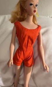 Vintage Barbie Pak roter Spielanzug mit U-Ausschnitt ~ Puppe nicht enthalten ~ - Bild 1 von 5