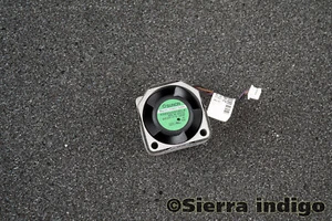 Compaq 285543-001 Fan Sunon KDE0502AHB2-8 n1015v n1020v - Picture 1 of 1