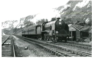 railway photo BR ex-SR N15 King Arthur Class 4-6-0 No 30801 SIR MELIOT DE LOGRES - Picture 1 of 1