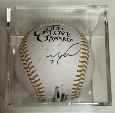 Jose Altuve Signed Autographed Official Gold Glove Baseball : BAS - Image 1 of 3