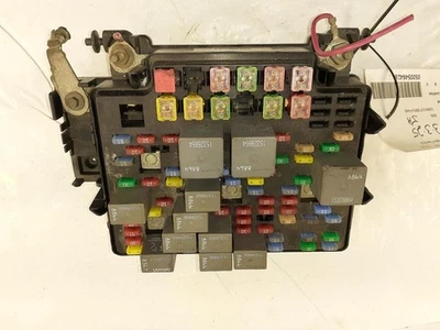 Motor de caja de fusibles compatible con 03-07 HUMMER H2 2032113 Foto 1 de 4