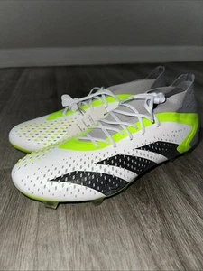 Botín de fútbol Adidas Predator Accuracy .1 terreno firme blanco GZ0035 para hombre talla 9,5 - Imagen 1 de 6