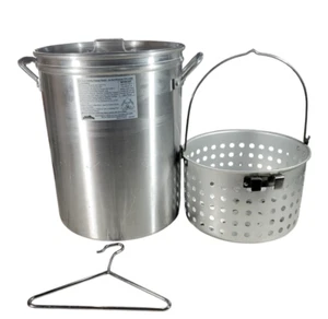 Masterbuilt 30qt. Turkey Fryer Aluminum Pot with Lid Hanger & Strainer Rack - Picture 1 of 5