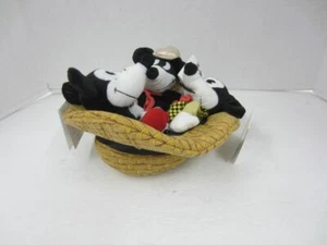 Tienda Disney CLÁSICO BOLSO DE FRIJOLES CÓMICOS Set Mickey Mouse Peluche en Sombrero NUEVO CON ETIQUETAS Nuevo - Imagen 1 de 5