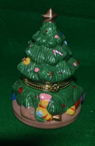 Caja de baratija grande con bisagras árbol de Navidad 5" x 3" - Imagen 1 de 6