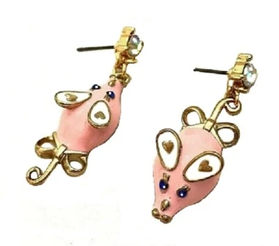 Vendedor de Estados Unidos Betsey Johnson Cristal Ratón Pendientes Rosa y Blanco Foto 1 de 4