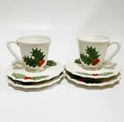 Vintage Christmas Holiday Holly Berry Ceramic Set Decor 2 Cups & 4 Saucers