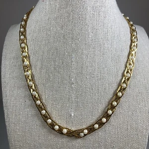 Avon Pearlesque Treasures Necklace Braided Gold Tone With Faux Pearls 1994 - Picture 1 of 4