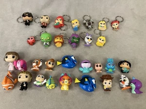 Lot Of 30  Disney Doorable Key Chains - Picture 1 of 14