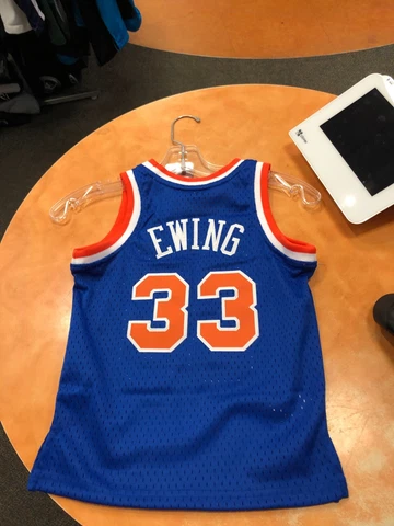 PATRICK EWING NEWYORK KNICKS  Jersey  NBA  PRESCHOOL SIZE  M & N ROYAL BLUE Cover