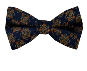 Boy's 100% Navy Silk Designer Pre-Tied Woven Bowtie- NWT - Picture 1 of 1
