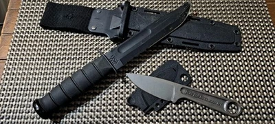 Lot of 2 KA-BAR Knives: USMC 1211 And Wrench Knife Fixed Blades & Sheathes - Image 1 of 4