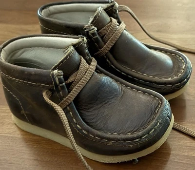Clarks Originals Wallabee Shoes Beeswax Leather Child Size 7w Worn One Time..$69 - Image 1 of 4