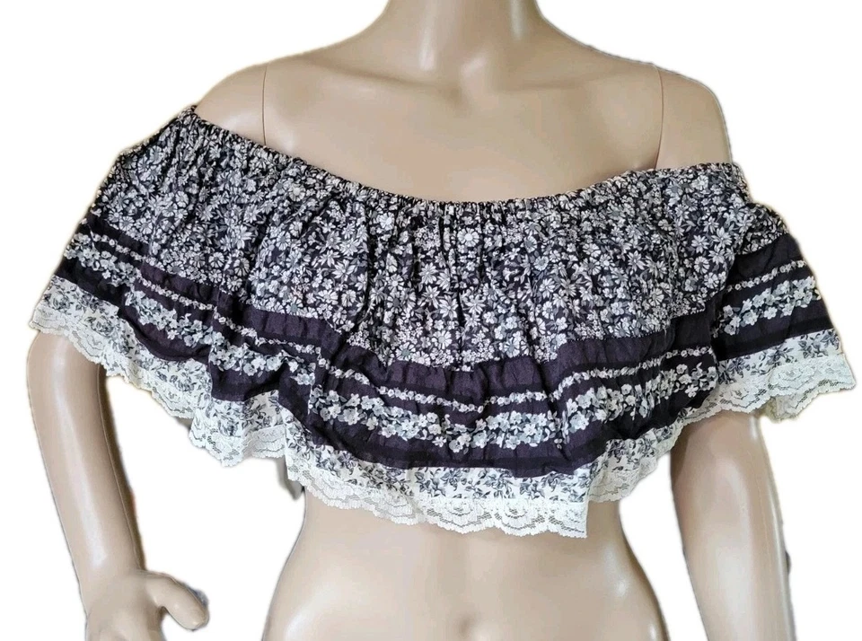 Vintage 1960 Off Shoulder Crop Top Bardot Style Navy Floral Lace Peasant Boho XS - Image 1 of 4