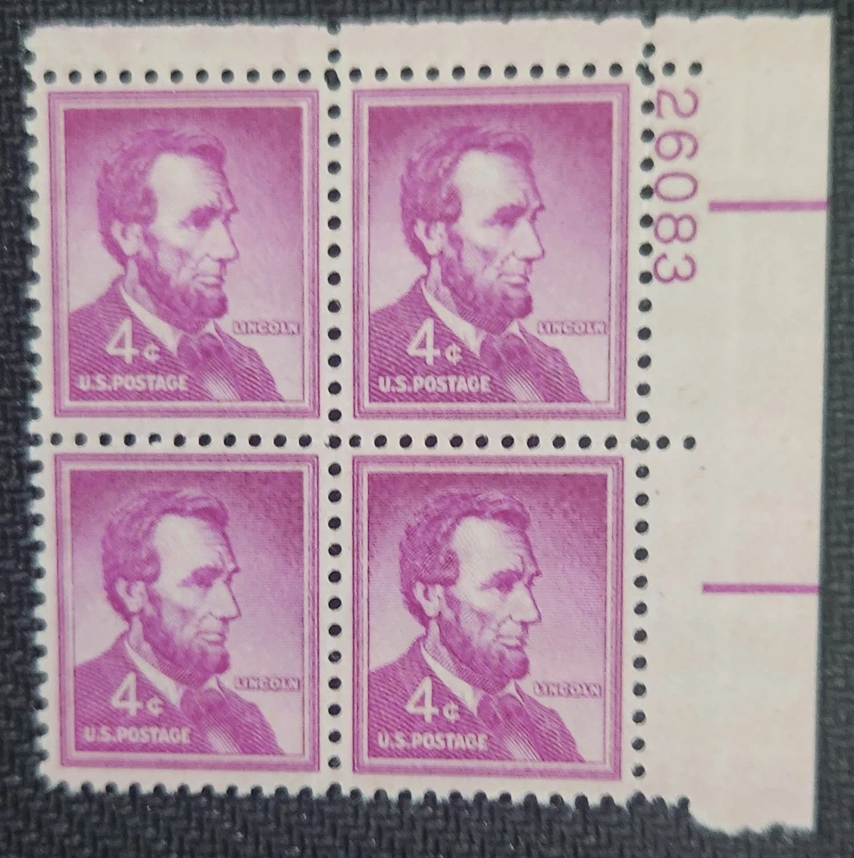 US Scott 1036 - Abraham Lincoln - MNH - 1954 Issue - Plate Block of 4 - #2 - Image 1 of 1
