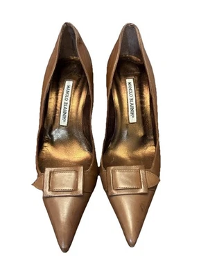 Женские коричневые кожаные туфли-лодочки Manolo Blahnik D'orsay с замшевым низом размер 8,5 - Изображение 1 из 4