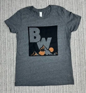 NWOT Brave Wilderness Youth Small OR Medium Gray Graphic T Shirt Coyote Peterson - Picture 1 of 22