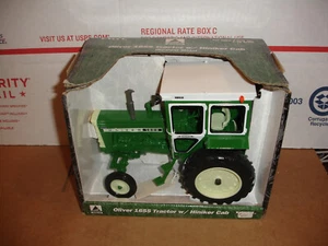 1/16 oliver 1655 with hiniker cab - Picture 1 of 3