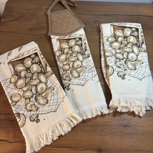 Vintage Cannon Kitchen Set of 3 Made in USA Mushroom Beige Towel Cloth - New! - Picture 1 of 9