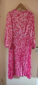 V By Very Satin Pleat Skirt Dress - Print - Imagen 1 de 4