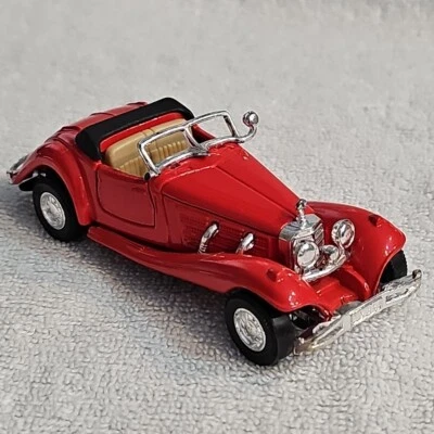 Welly 1936 Mercedes Benz 500K Die Cast Car Red Roadster no 8871 - Image 1 of 4