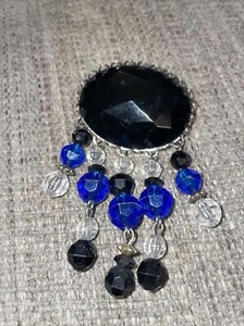 costume Jewelry Lapel pin - Picture 1 of 2
