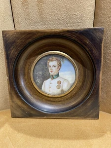 tableau miniature Roi Prince Notable Portrait Ancien XIX Signe Doris - Picture 1 of 3