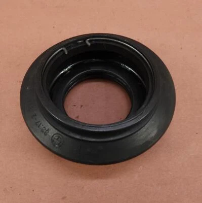 01-06 2004 BMW R1150R R1150 EJE DE TRANSMISIÓN MALETERO DELANTERO GOMA 33172332993 Foto 1 de 4